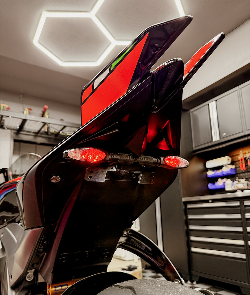 RSV4 Tidy Tail